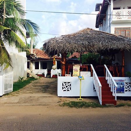 Sea Side Guest House Tangalle Ngoại thất bức ảnh