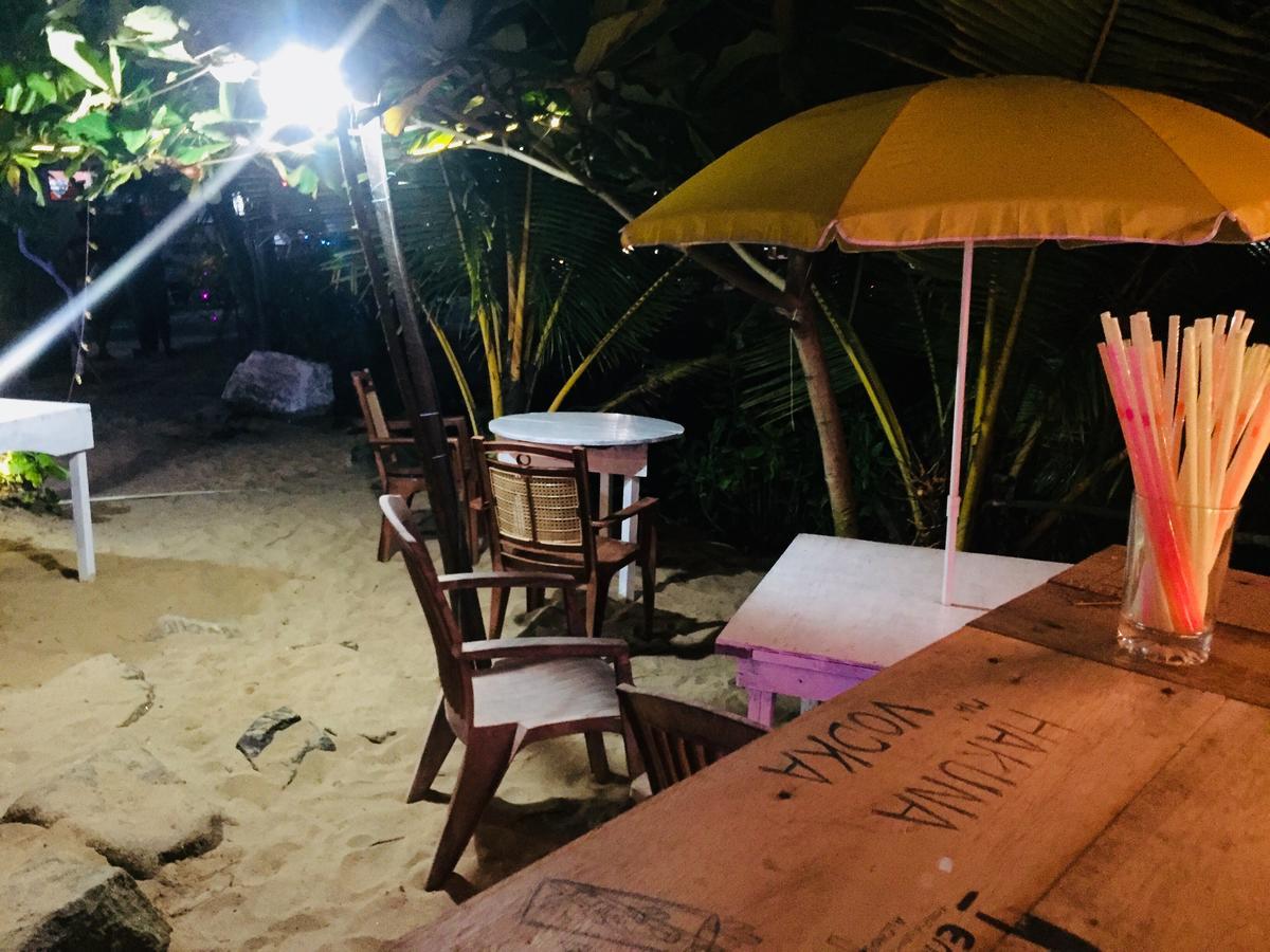 Sea Side Guest House Tangalle Ngoại thất bức ảnh